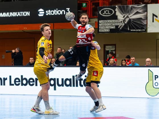 Bjoern Zintel HSG Nordhorn Lingen, 23 on goal throw HSG Krefeld Niederrhein vs HSG Nordhorn Lingen, Handball, 2 Bundesliga, Matchday 17, Season 2025 2026, 28 12 2025 HSG Krefeld Niederrhein vs HSG Nordhorn Lingen, Handball, 2 Bundesliga, Matchday 17, Season 2025 2026, 28 12 2025 Krefeld Copyright: xEibner-Pressefoto DamianxKruczynx EP_DKI