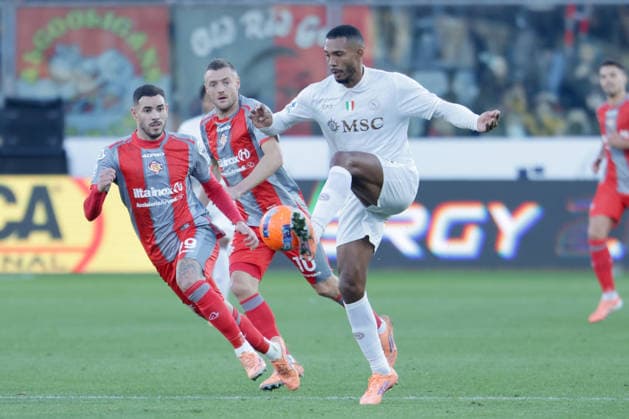JUAN JESUS NUNES, Napoli, ANTONIO SANABRIA, Cremonese, Serie A, 2025-26, Cremonese vs Napoli 0-2, 28-12-2025, Contrasto, Action SERIE A 2025-26 CREMONESE-NAPOLI 0-2