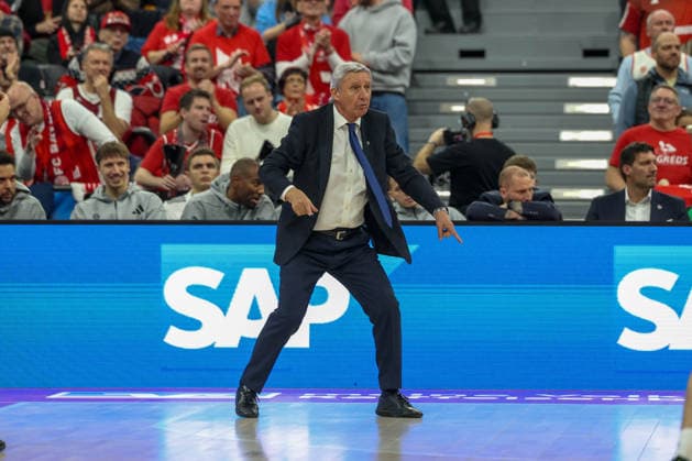 Svetislav Pesic FC Bayern Basketball, Head Coach , GER, FC Bayern Basketball vs Vet Concept Gladiators Trier, Basketball, easycredit Basketball Bundesliga, Matchday 11, Season 2025 2026, 28 12 2025, GER, FC Bayern Basketball vs Vet Concept Gladiators Trier, Basketball, easycredit Basketball Bundesliga, Matchday 11, Season 2025 2026, 28 12 2025 Munich Copyright: xEibner-Pressefoto JennixMaulx EP_JML