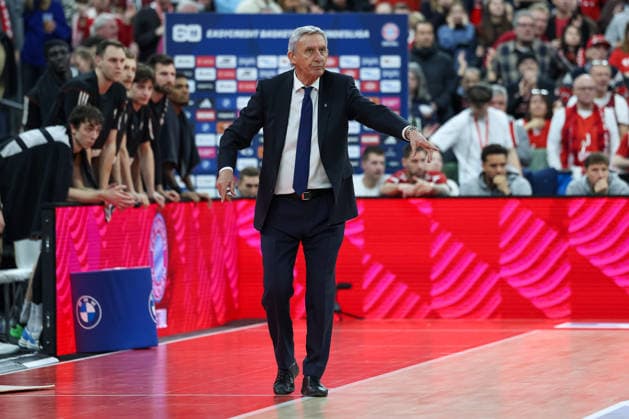 Svetislav Pesic FC Bayern Basketball, Head Coach , GER, FC Bayern Basketball vs Vet Concept Gladiators Trier, Basketball, easycredit Basketball Bundesliga, Matchday 11, Season 2025 2026, 28 12 2025, GER, FC Bayern Basketball vs Vet Concept Gladiators Trier, Basketball, easycredit Basketball Bundesliga, Matchday 11, Season 2025 2026, 28 12 2025 Munich Copyright: xEibner-Pressefoto JennixMaulx EP_JML