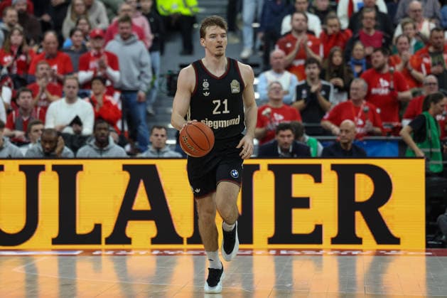 Justuz Hollatz FC Bayern Basketball, 21 , GER, FC Bayern Basketball vs Vet Concept Gladiators Trier, Basketball, easycredit Basketball Bundesliga, 11 Matchday, Season 2025 2026, 28 12 2025, GER, FC Bayern Basketball vs Vet Concept Gladiators Trier, Basketball, easycredit Basketball Bundesliga, 11 Matchday, Season 2025 2026, 28 12 2025 Munich Copyright: xEibner-Pressefoto JennixMaulx EP_JML