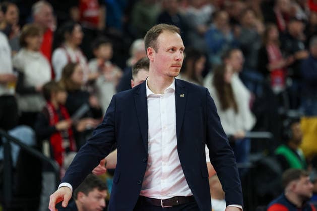 Jacques Schneider Vet Concept Gladiators Trier, Head Coach , GER, FC Bayern Basketball vs Vet Concept Gladiators Trier, Basketball, easycredit Basketball Bundesliga, Matchday 11, Season 2025 2026, 28 12 2025, GER, FC Bayern Basketball vs Vet Concept Gladiators Trier, Basketball, easycredit Basketball Bundesliga, Matchday 11, Season 2025 2026, 28 12 2025 Munich Copyright: xEibner-Pressefoto JennixMaulx EP_JML