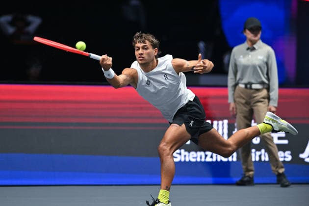 SHENZHEN, CHINA - DECEMBER 28: Flavio Cobolli of Italy returns a shot in the Men s Singles match against Andrey Rublev on day 3 of the 2025 World Tennis Continental Cup at Shenzhen Universiade Center on December 28, 2025 in Shenzhen, Guangdong Province of China.  Copyright: xVCGx 111612362592
