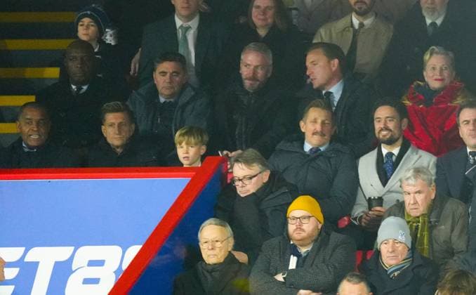 Mark Bright and Steve Parish look on with other Crystal Palace Directors Crystal Palace v Tottenham Hotspur, Premier League, Football, Selhurst Park, London, UK - 28 Dec 2025London Selhurst Park United Kingdom EDITORIAL USE ONLY No use with unauthorised audio, video, data, fixture lists, club league logos or live services. Online in-match use limited to 120 images, no video emulation. No use in betting, games or single club league player publications. Copyright: xJavierxGarcia Shutterstockx 16213167gy
