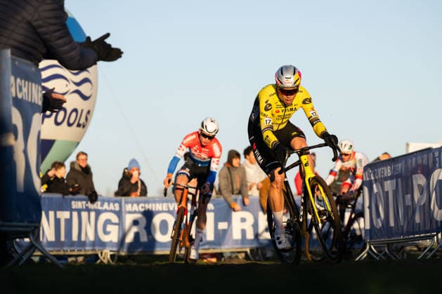 Cyclo cross, UCI World Cup Dendermonde Men Elite, 28 12 2025 VAN AERT Wout BEL Dendermonde Belgium Copyright: xMarcelxHilgerx