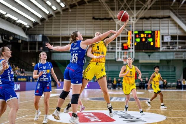 Basketball Berlin 28 12 2025 Season 2025 2026 DBBL 1 Bundesliga Alba Berlin BC Pharmaserv Marburg Jo Raflo Alba, No 09 llyson Fertig Marburg, No 45