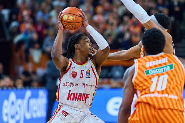 Marcus Carr (Fitness First Wuerzburg Baskets, 05) GER, ratiopharm ulm vs. Fitness First Wuerzburg Baskets, Basketball, 13. Spieltag, EasyCredit Bundesliga, Spielzeit 2025 2026, 29.12.2025 GER, ratiopharm ulm vs. Fitness First Wuerzburg Baskets, Basketball, 13. Spieltag, EasyCredit Bundesliga, Spielzeit 2025 2026, 29.12.2025 Neu-Ulm Copyright: xEibner-Pressefoto GeraldxOelze-dexStoppanyx EP_ODS