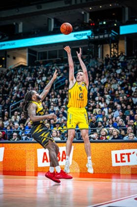Basketball Berlin 29 12 2025 Season 2025 2026 EasyCredit BBL 1 Bundesliga Men, Men Alba Berlin MHP RIESEN Ludwigsburg Moses Wood Alba Berlin, No 11