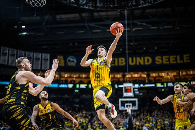 Basketball Berlin 29 12 2025 Season 2025 2026 EasyCredit BBL 1 Bundesliga Men, Men Alba Berlin MHP RIESEN Ludwigsburg Jonas Mattisseck Alba Berlin, No 09