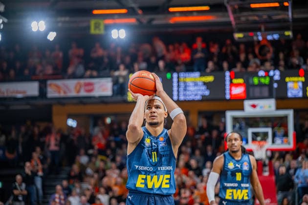 1 Basketball Bundesliga, easyCredit BBL, Season 2025 2026, Men, Main Round, Matchday 13, 29 12 2025, RASTA Vechta EWE Baskets Oldenburg Nicholas Tischler 11 EWE Baskets Oldenburg during the game Vechta RASTA Dome Lower Saxony Germany