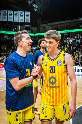 Basketball Berlin 29 12 2025 Season 2025 2026 EasyCredit BBL 1 Bundesliga Men, Men Alba Berlin MHP RIESEN Ludwigsburg Justin Bean Alba Berlin, No 34 Anton Nufer Alba Berlin, No 20