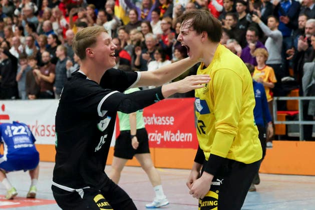 Moritz Detlefsen Germany and Torhueter Tjorven Knackstedt Germany cheer, Merzig Cup Final, Germany vs Iceland, Thiels Park Sporthalle on December 29, 2025 in Merzig, Germany Photo by Marco Steinbrenner DeFodi Images Moritz Detlefsen Germany and Torhueter Tjorven Knackstedt Germany cheer, Merzig Cup Final, Germany vs Iceland, Thiels Park Sporthalle, December 29, 2025 in Merzig, Germany Photo by Marco Steinbrenner DeFodi Images