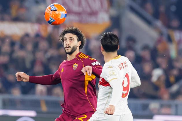 Serie a football match AS Roma vs Genoa Roma™s Spanish defender Mario Hermoso challenges for the ball with Genoa s Portuguese forward Vitinha during the Serie A football match between AS Roma vs Genoa at the Olimpico Stadium in Rome, Italy on December 29, 2025. _BPH1541_1 Copyright: xAntonioxBalascox