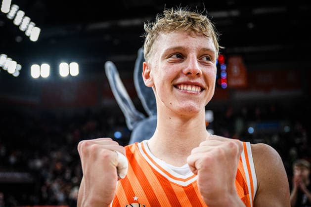 Neu Ulm, Germany, 29 12 25 Teo Milicic ratiopharm ulm gestures, gestures, cheers during the Basketball Bundesliga match between ratiopharm ulm vs Fitness first Wuerzburg Baskets at ratiopharm Arena on December 29 2025 in Neu Ulm, Germany Photo by Harry Langer DeFodi Images ratiopharm Arena, Germany, 29 12 25 Teo Milicic ratiopharm ulm gestures during the Basketball Bundesliga match between ratiopharm ulm vs Fitness first Wuerzburg Baskets at Neu Ulm on December 29, 2025 in ratiopharm Arena, Germany Photo by Harry Langer DeFodi Images Photo by Harry Langer DeFodi Images