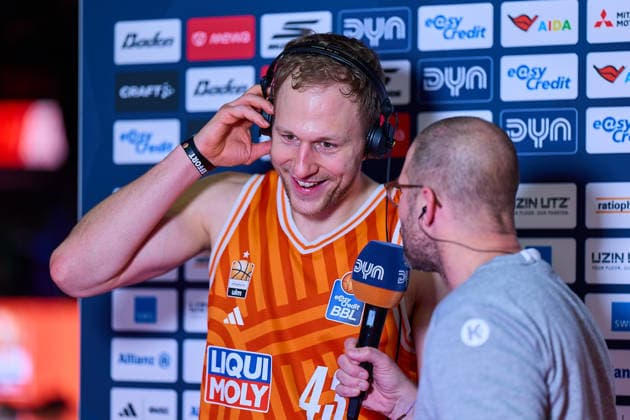 Christian Sengfelder ratiopharm ulm, 43 in a good mood in the DYN interview after the game GER, ratiopharm ulm vs Fitness First Wuerzburg Baskets, Basketball, Matchday 13, EasyCredit Bundesliga, Season 2025 2026, 29 12 2025 GER, ratiopharm ulm vs Fitness First Wuerzburg Baskets, Basketball, Matchday 13, EasyCredit Bundesliga, Season 2025 2026, 29 12 2025 Neu Ulm Copyright: xEibner-Pressefoto GeraldxOelze-dexStoppanyx EP_ODS