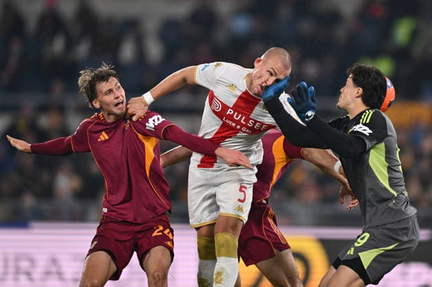 Jan Zitkowski of A.S. Roma, Leo Ostigard of Genoa C.F.C. and Mile Svilar of A.S. Roma are in action during the 17th day of the Serie A Championship between A.S. Roma and Genoa C.F.C. at the Olympic Stadium on December 29, 2025 in Rome, Italy.  Copyright: xDomenicoxCippitelli IPAxSportx xipa-agency.netx xx IPA_69547333 IPA_Agency_IPA69547333