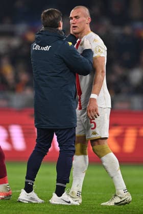 Leo Ostigard of Genoa C.F.C. is in action during the 17th day of the Serie A Championship between A.S. Roma and Genoa C.F.C. at the Olympic Stadium on December 29, 2025 in Rome, Italy.  Copyright: xDomenicoxCippitelli IPAxSportx xipa-agency.netx xx IPA_69547377 IPA_Agency_IPA69547377