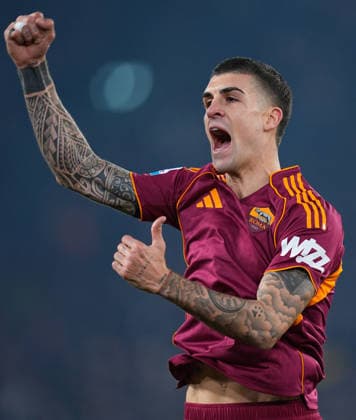December 29, 2025, Rome, Rome, Italy: Gianluca Mancini of AS Roma celebrates a goal scored by Manu Kone of AS Roma during the Serie A football match played between AS Roma and Genoa CFC at Stadio Olimpico on December 29, 2025, in Rome, Italy. Rome Italy - ZUMAa181 20251229_zaa_a181_110 Copyright: xDennisxAgyemanx