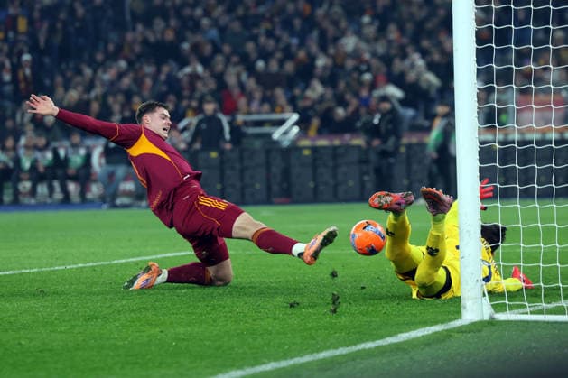 Football: Serie A Enilive 2025-2026 match AS Roma vs Genoa CFC Rome, Italy - December 29, 2025: Evan Ferguson of A.S. Roma score the goal 3-0 during the Serie A Enilive 2025-2026 football match between AS Roma vs Genoa CFC at Olympic Stadium. rome olympic stadium italy italy Copyright: xmarcoxiacobucci