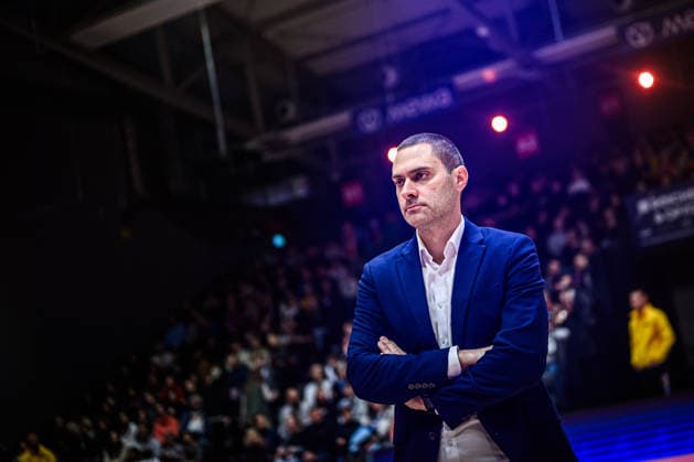 easycredit BBL Basketball Bundesliga 2025 2026 13 Matchday 29 12 2025 Science City Jena vs Telekom Baskets Bonn Coach Marko Stankovic Bonn Portrait Sparkassen Arena