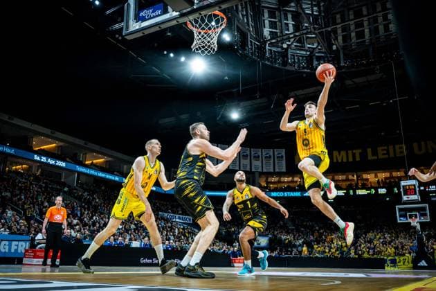 Basketball Berlin 29 12 2025 Season 2025 2026 EasyCredit BBL 1 Bundesliga Men, Men Alba Berlin MHP RIESEN Ludwigsburg Jonas Mattisseck Alba Berlin, No 09