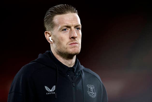 Nottingham Forest v Everton Premier League Jordan Pickford, Goalkeeper of Everton arriving during the Premier League match at the City Ground, Nottingham 30 12 2025 UK Newspapers OUT Copyright: xJackxTylerx FIL-22728-0009