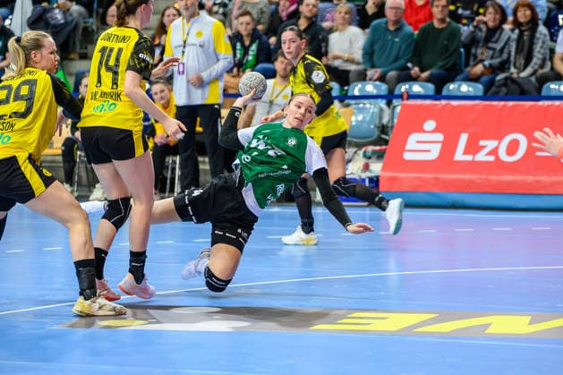 Handball Women 1 Bundesliga HBF Season 2025 2026 10 Matchday VfL Oldenburg vs Borussia Dortmund 30 12 2025 Toni Luisa Reinemann 4, VfL Oldenburg