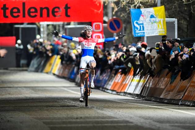 Telenet Superprestige 2025-2026 Diegem DIEGEM, BELGIUM - DECEMBER 30 : Del Grosso Tibor (NED) of Alpecin-Deceuninck celebrating his victory during the 6th leg of the Diegem Telenet Superprestige 2025-2026 a cyclocross race for Men Elite on December 30, 2025 in Diegem, Belgium, 30 12 2025 ( Diegem Belgium  Copyright: xNicoxVereeckenx