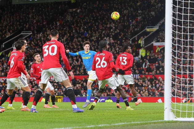 Ladislav Krejci of Wolves scores their sides first goal Manchester United, ManU v Wolverhampton Wanderers, Premier League, Football, Old Trafford, Manchester, UK - 30 Dec 2025Manchester Old Trafford United Kingdom EDITORIAL USE ONLY No use with unauthorised audio, video, data, fixture lists, club league logos or live services. Online in-match use limited to 120 images, no video emulation. No use in betting, games or single club league player publications. Copyright: xPhilxOldham Shutterstockx 16216223al