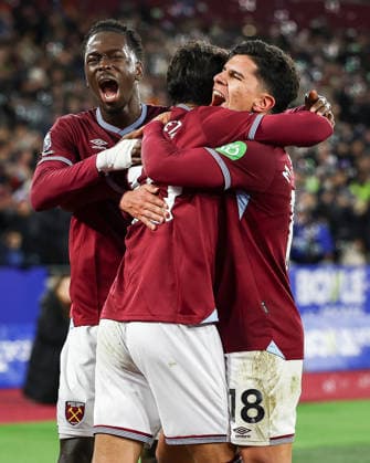 30th December 2025; London Stadium, London, England; Premier League Football, West Ham United versus Brighton and Hove Albion; Lucas Paqueta of West Ham United scores a penalty and celebrates in the 4th minute of added time (45+4), 2-1  IanxStephen