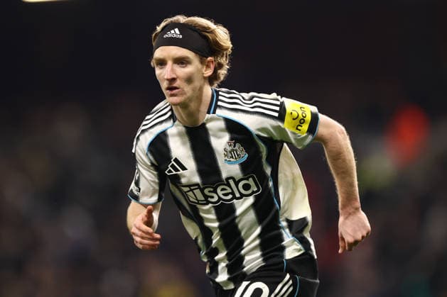 Burnley v Newcastle United, Premier League Anthony Gordon of Newcastle United during the Premier League match between Burnley and Newcastle United at Turf Moor, Burnley, UK on 30 December 2025. Burnley Turf Moor Lancashire UK Editorial use only DataCo restrictions apply See www.football-dataco.com , Copyright: xRyanxBrownex PSI-23485-0111