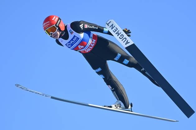 Selina FREITAG (GER), Aktion,Sprung. Skispringen, Two Nights Tour Damenskispringen 2025 am 31.12.2025 in Garmisch Partenkirchen, *** Selina FREITAG GER , Action,Jump Ski Jumping, Two Nights Tour Womens Ski Jumping 2025 on 31 12 2025 in Garmisch Partenkirchen,