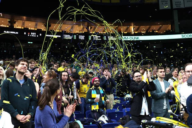 DEU, easyCredit BBL, ALBA vs Loewen Braunschweig, 31 12 2025, Uber Arena, Berlin, DEU, easyCredit BBL, ALBA vs Loewen Braunschweig, in the picture ALBA fans, fan block, nordphotoxGmbHx xEngler nph00076