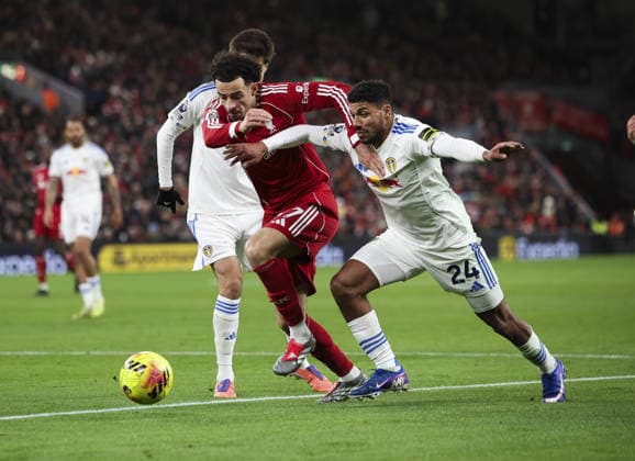 Liverpool v Leeds United, FA Premier League 01.01.26 Liverpool v Leeds United, FA Premier League Bradley Ormesher The Times Curtis Jones of Liverpool and James Justin of Leeds United  Copyright: xBradleyxOrmesherx NINTCHDBPICT001048886609