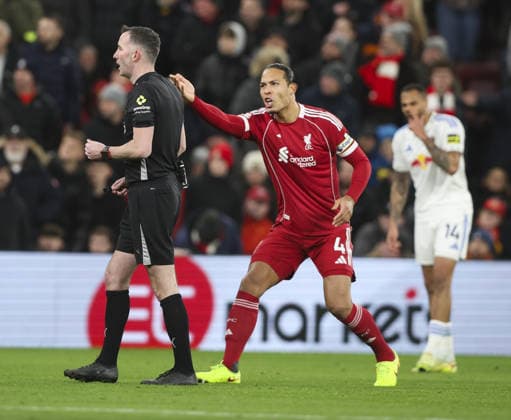 Liverpool v Leeds United, FA Premier League 01.01.26 Liverpool v Leeds United, FA Premier League Bradley Ormesher The Times Virgil van Dijk of Liverpool shouts at Referee Chris Kavanagh  Copyright: xBradleyxOrmesherx NINTCHDBPICT001048887114