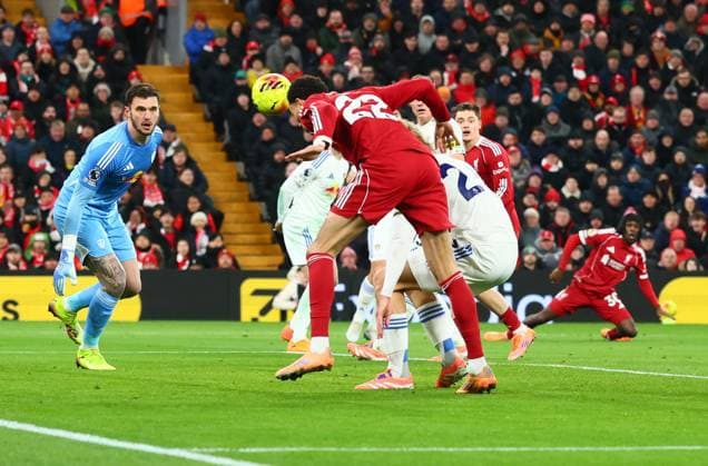 Hugo Ekitike of Liverpool misses a chance to score Liverpool v Leeds United, Premier League, Football, Anfield, Liverpool, UK - 01 Jan 2026Liverpool Anfield United Kingdom EDITORIAL USE ONLY No use with unauthorised audio, video, data, fixture lists, club league logos or live services. Online in-match use limited to 120 images, no video emulation. No use in betting, games or single club league player publications.  Copyright: xPaulxCurrie Shutterstockx 16216359ap