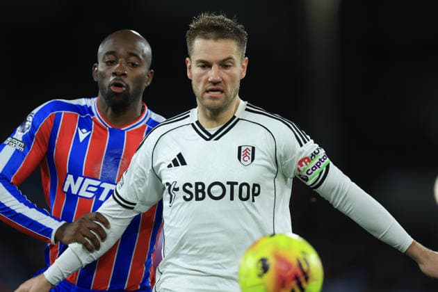 Crystal Palace v Fulham, Premier League Fulham defender Joachim Andersen (5) during the Premier League match between Crystal Palace and Fulham at Selhurst Park, London, UK on 1 January 2026. London Selhurst Park Greater London UK Editorial use only DataCo restrictions apply See www.football-dataco.com , Copyright: xSimonxRoex PSI-23503-0085