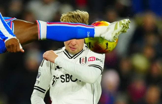Emile Smith Rowe of Fulham Crystal Palace v Fulham, Premier League, Football, Selhurst Park, London, UK - 01 Jan 2026London Selhurst Park United Kingdom EDITORIAL USE ONLY No use with unauthorised audio, video, data, fixture lists, club league logos or live services. Online in-match use limited to 120 images, no video emulation. No use in betting, games or single club league player publications.  Copyright: xJavierxGarcia Shutterstockx 16216356gt