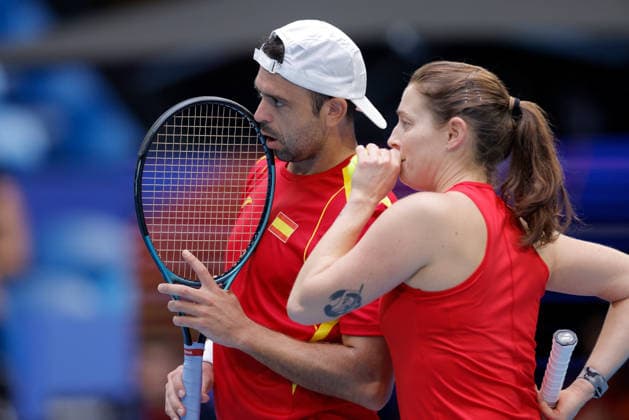 TENNIS UNITED CUP PERTH, Yvonne Cavalle-Reimers and Inigo Cervantes of Spain in action against Maria Lourdes Carle and Guido Andreozzi of Argentina during United Cup 2026 day one match between Argentina v Spain doubles at RAC Arena in Perth, Friday, January 2, 2026. ( NO ARCHIVING, EDITORIAL USE ONLY PERTH WESTERN AUSTRALIA AUSTRALIA  Copyright: xRICHARDxWAINWRIGHTx 20260102171038475849