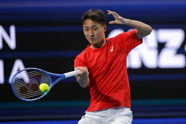 TENNIS UNITED CUP PERTH, Shintaro Mochizuki of Japan in action against Stefanos Sakellaridis of Greece during the United Cup day one match between Greece and Japan at RAC Arena in Perth, Friday, January 2, 2026. ( NO ARCHIVING, EDITORIAL USE ONLY PERTH WESTERN AUSTRALIA AUSTRALIA  Copyright: xRICHARDxWAINWRIGHTx 20260102124242400495
