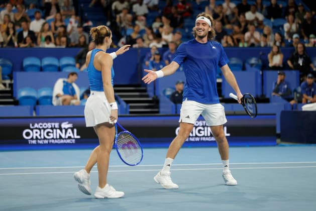 TENNIS UNITED CUP PERTH, Stefanos Tsitsipas and Maria Sakkari of Greece in action against Yasutaka Uchiyama and Nao Hibino of Japan during the United Cup day one doubles match between Greece and Japan at RAC Arena in Perth, Friday, January 2, 2026. ( NO ARCHIVING, EDITORIAL USE ONLY PERTH WESTERN AUSTRALIA AUSTRALIA  Copyright: xRICHARDxWAINWRIGHTx 20260103113334223964