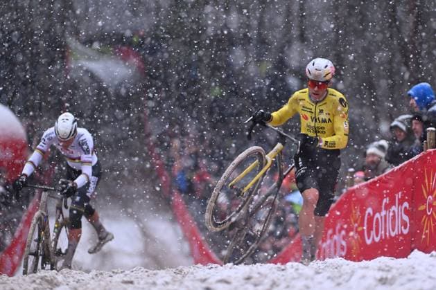 Exact Cross 2026 Mol MOL, BELGIUM - JANUARY 02 : Van Aert Wout (BEL) of Visma Lease A Bike and Van Der Poel Mathieu (NED) of Alpecin-Deceuninck during the 5th leg of the Zilvermeercross Exact Cross 2026 a cyclocross race for Men Elite on January 2, 2026 in Mol, Belgium, 02 01 2026 ( Mol Belgium  Copyright: xBcex