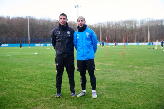 02 01 2026, Football, Men, 2 BL, Season 2025 2026, Training Holstein Kiel newcomer Umut Tohumcu re with coach Marcel Rapp Kiel, Projensdorf Projensdorf, Training ground Schleswig Holstein Germany