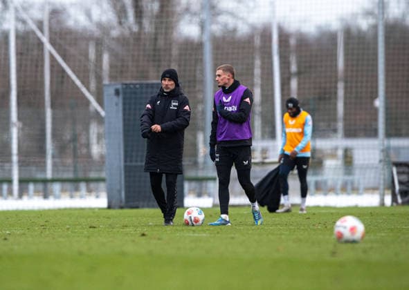 Soccer, Men, Season 2025 2026, 2 Bundesliga, Hertha BSC, Training, f l Coach Stefan Leitl Hertha BSC , Michael Cuisance Hertha BSC , 02 01 2026, Copyright: xSebastianxRäppold MatthiasxKochx