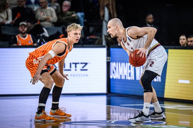Teo Milicic ratiopharm ulm and Dovis Bickauskis Lietkabelis Panevezys in a duel during the EuroCup match between ratiopharm ulm vs Lietkabelis Panevezys at ratiopharm Arena on January 02, 2026 in Neu Ulm, Germany, Germany Photo by Harry Langer DeFodi Images Teo Milicic ratiopharm ulm and Dovis Bickauskis Lietkabelis Panevezys battle for the ball during the EuroCup match between ratiopharm ulm vs Lietkabelis Panevezys at ratiopharm Arena on January 2, 2026 in Neu Ulm, Germany Photo by Harry Langer DeFodi Images Photo by Harry Langer DeFodi Images