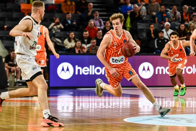 BKT Euro Cup Ratiopharm Ulm against Lietkabelis Panevezys, Ratiopharm Arena Ulm, 02 01 2026 Tobias Jensen Ratiopharm Ulm, 7 in Luaf zum Korb Ulm 02 01 2026 12 Matchday BKT EuroCup, Ratiopharm Ulm against Lietkabelis Panevezys, Ratiopharm Arena Ulm Copyright: xBEAUTIFULxSPORTS Märklx