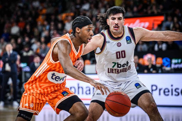 Mohamed Diakite ratiopharm ulm and Fardaws Aimaq Lietkabelis Panevezys in a duel during the EuroCup match between ratiopharm ulm vs Lietkabelis Panevezys at ratiopharm Arena on 02 January 2026 in Neu Ulm, Germany, Germany Photo by Harry Langer DeFodi Images Mohamed Diakite ratiopharm ulm and Fardaws Aimaq Lietkabelis Panevezys battle for the ball during the EuroCup match between ratiopharm ulm vs Lietkabelis Panevezys at ratiopharm Arena on January 2, 2026 in Neu Ulm, Germany Photo by Harry Langer DeFodi Images Photo by Harry Langer DeFodi Images