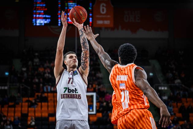 Paulius Danusevicius Lietkabelis Panevezys and Malik Osborne ratiopharm ulm in a duel during the EuroCup match between ratiopharm ulm vs Lietkabelis Panevezys at ratiopharm Arena on January 02, 2026 in Neu Ulm, Germany, Germany Photo by Harry Langer DeFodi Images Paulius Danusevicius Lietkabelis Panevezys and Malik Osborne ratiopharm ulm battle for the ball during the EuroCup match between ratiopharm ulm vs Lietkabelis Panevezys at ratiopharm Arena on January 2, 2026 in Neu Ulm, Germany Photo by Harry Langer DeFodi Images Photo by Harry Langer DeFodi Images