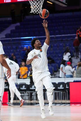 January 2, 2026, Madrid, Madrid, Spain: Andres Feliz of Real Madrid warms up during the Turkish Airlines EuroLeague Regular Season Round 19 match between Real Madrid and Dubai Basketball at Movistar Arena on January 02 2026, in Madrid, Spain. Madrid Spain - ZUMAa181 20260102_zaa_a181_131 Copyright: xIrinaxR.xHipolitox