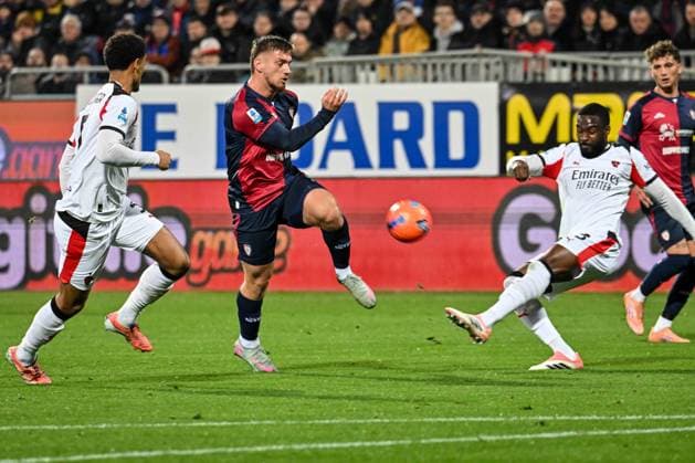 Semih Kilicsoy of Cagliari Calcio during Cagliari Calcio vs AC Milan, Italian soccer Serie A match in Cagliari, Italy, January 02 2026  Copyright: xLuigixCanu IPAxSportx xipa-agency.netx xx IPA_69629609 IPA_Agency_IPA69629609